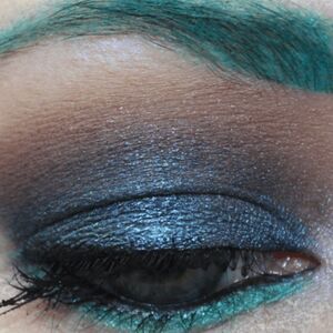 Sugarpill Loose Eyeshadow Magpie